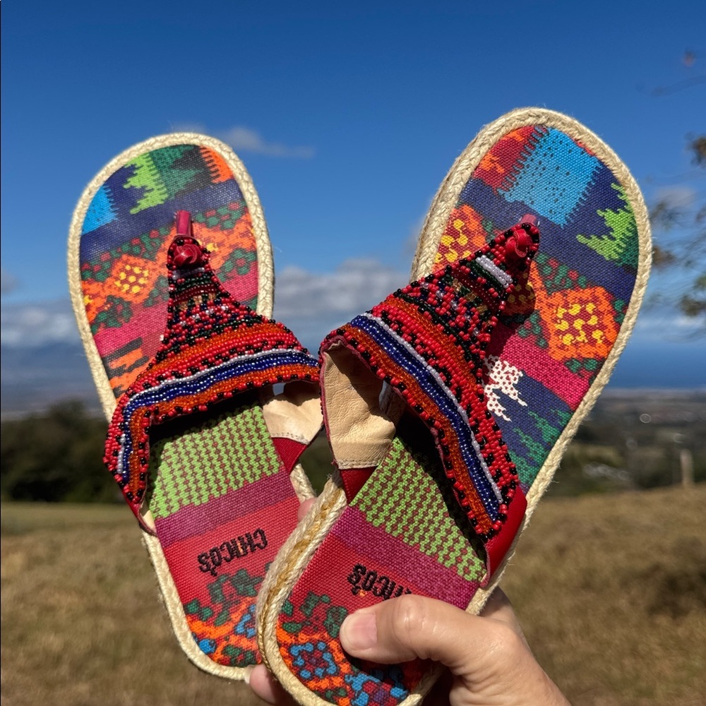 Chicos Beaded Espadrille Colorful Flip Flop Sandals leather BOho Beach Size 6 - Picture 2 of 9